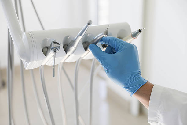 Professional Tooth Extraction technician working in Woodlands, CA